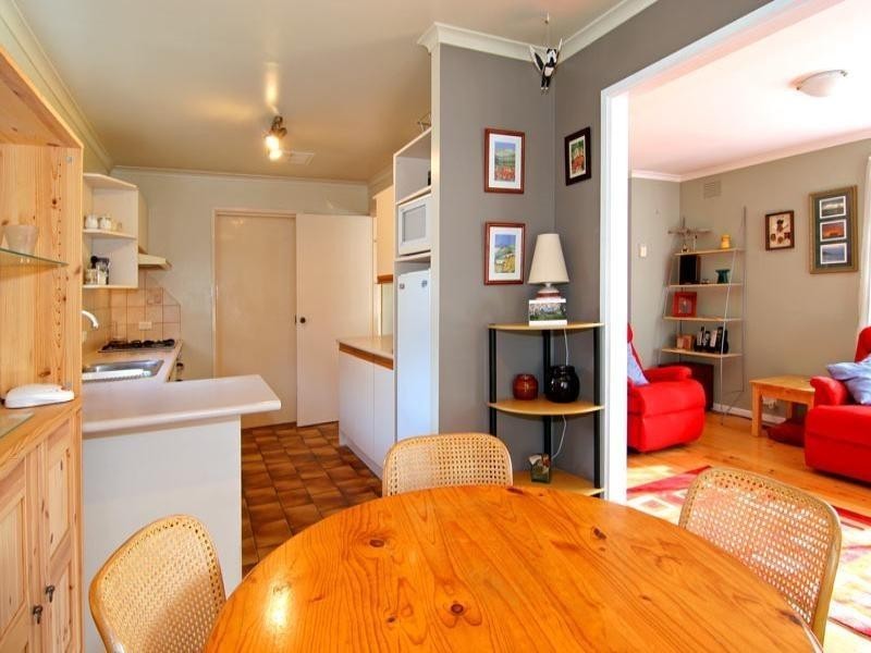 77 Richardson Drive, Mornington VIC 3931