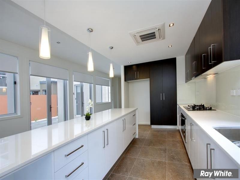 8 Clipper Quay, Safety Beach VIC 3936