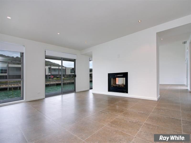 8 Clipper Quay, Safety Beach VIC 3936