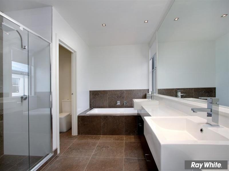 8 Clipper Quay, Safety Beach VIC 3936