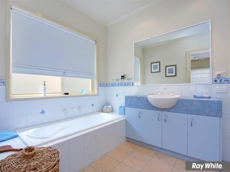 2/14 Haig Street, Mornington VIC 3931