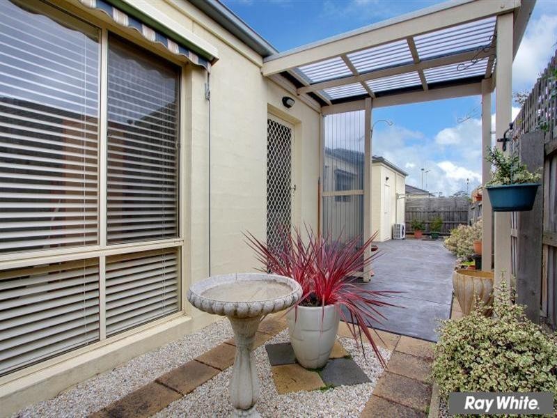 2/14 Haig Street, Mornington VIC 3931