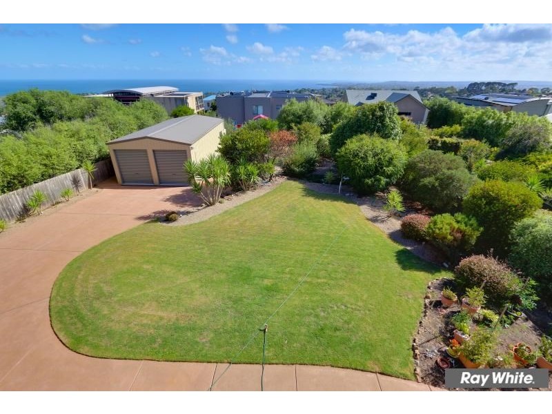 9 Esher Rise, Mount Martha VIC 3934