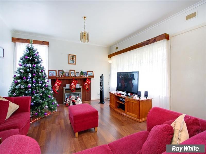 9 Moona Avenue, Mornington VIC 3931