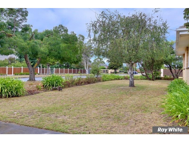 1 2a Marine Avenue, Mornington VIC 3931