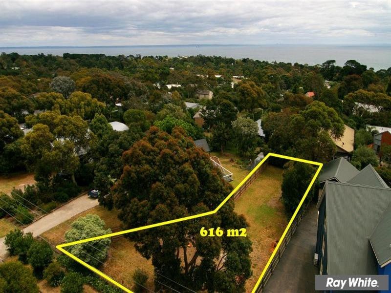 19 Walara Drive, Mount Martha VIC 3934