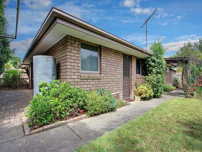 2/5 Carnoustie Grove, Mornington VIC 3931