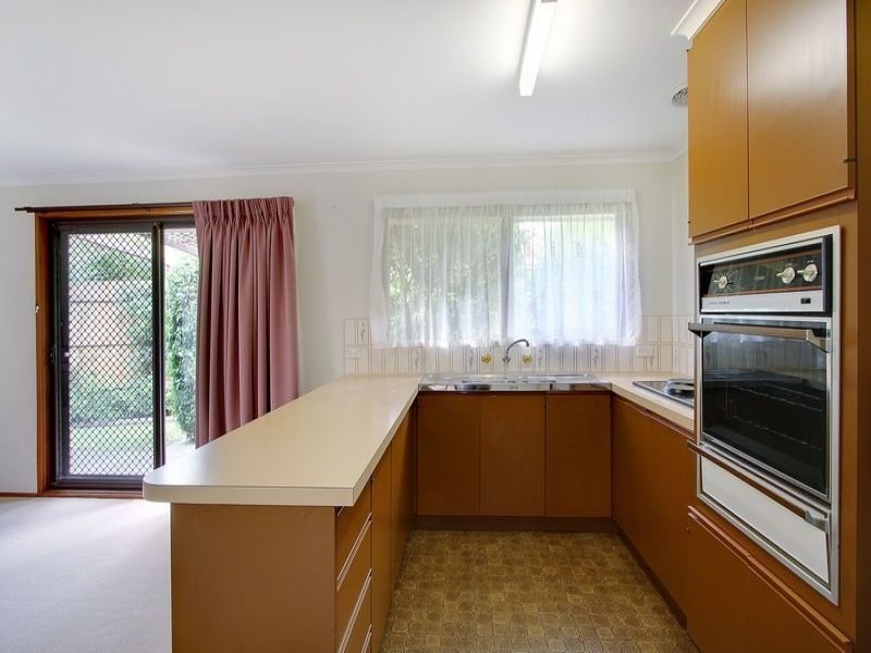 2/5 Carnoustie Grove, Mornington VIC 3931