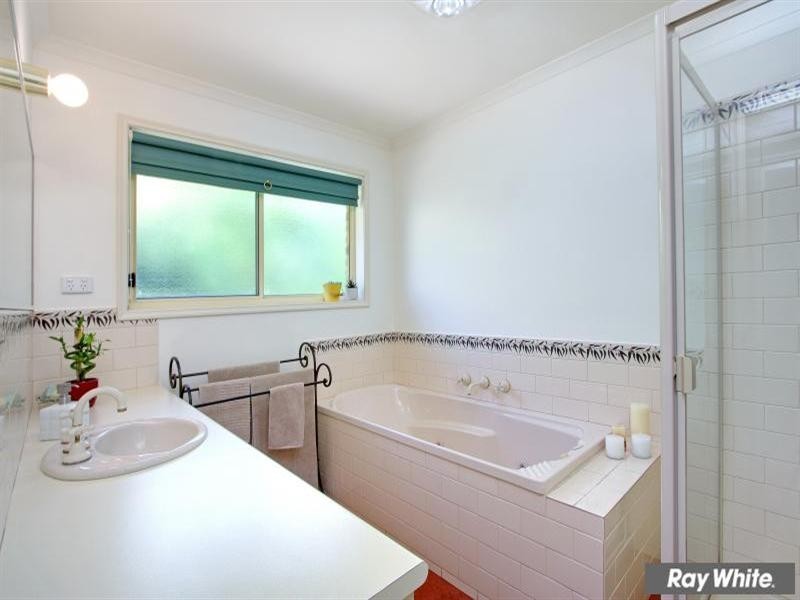 21 Kenworthy Rise, Mornington VIC 3931