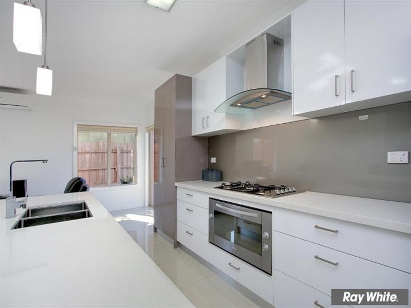 3/14 Napier Street, Mornington VIC 3931