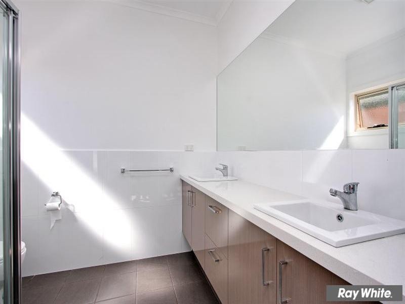 3/14 Napier Street, Mornington VIC 3931