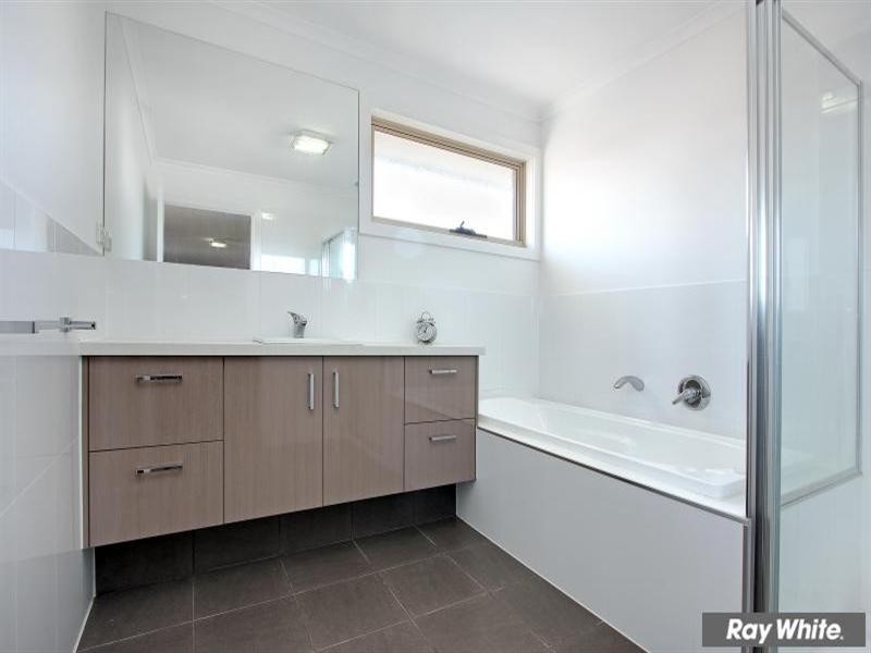 3/14 Napier Street, Mornington VIC 3931