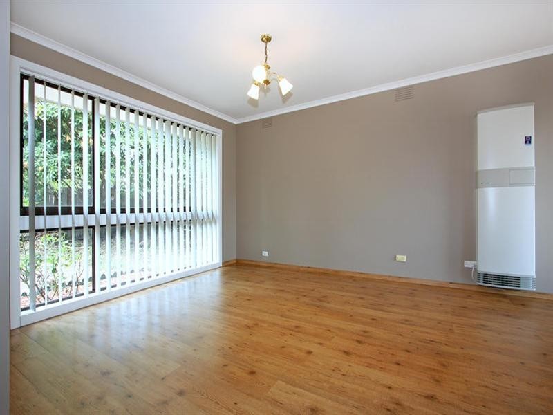 4/8 Van Ness Avenue, Mornington VIC 3931