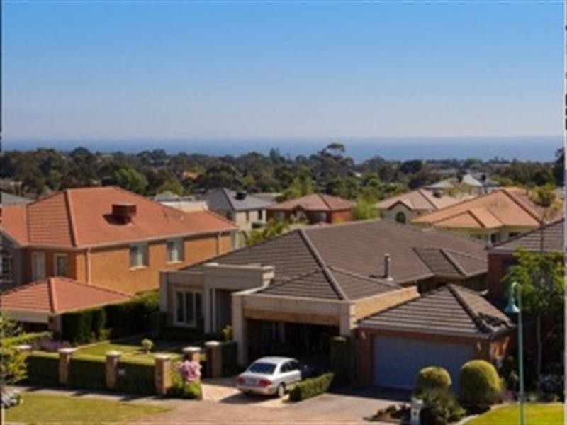 35 Coney Hurst Crescent, Mornington VIC 3931