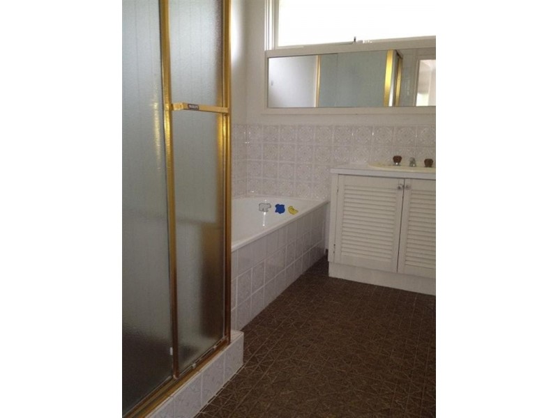 4 Wandella Road, Mornington VIC 3931