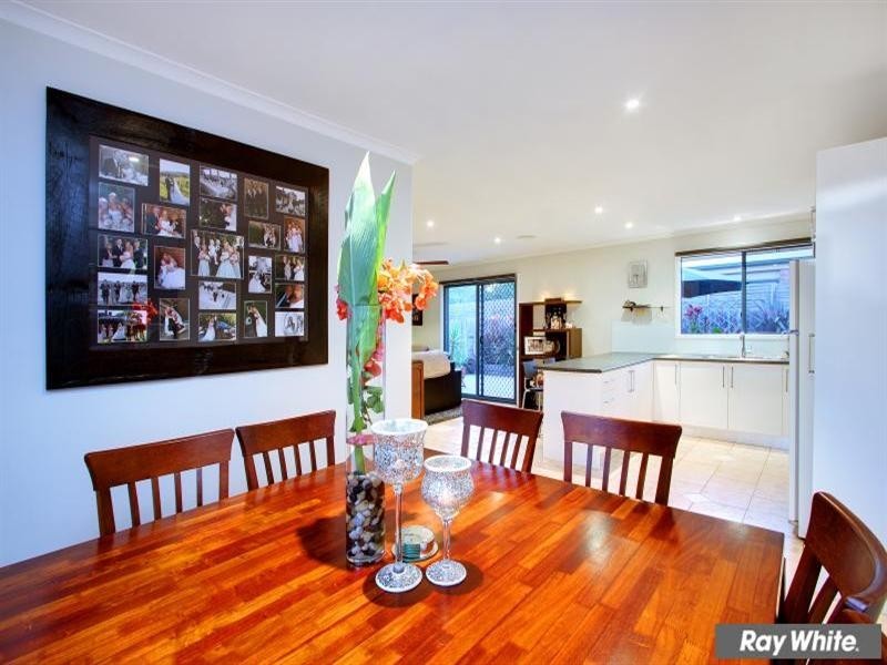 27 Bay Rise Drive, Mornington VIC 3931