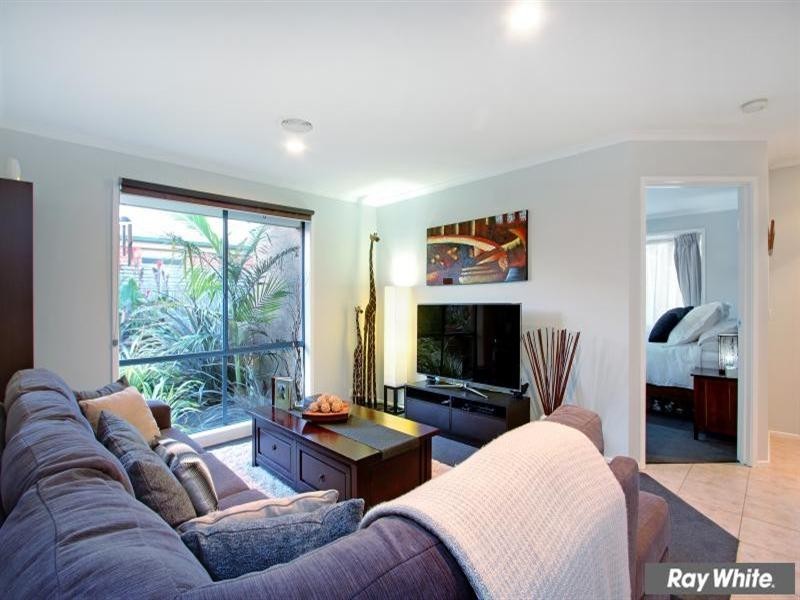 27 Bay Rise Drive, Mornington VIC 3931