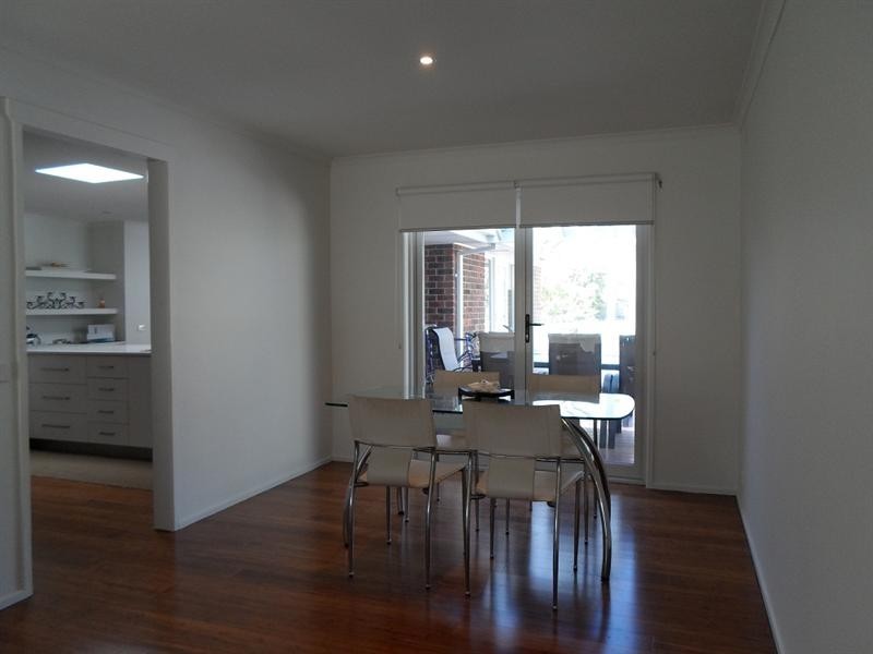 16 Bentons Road, Mornington VIC 3931