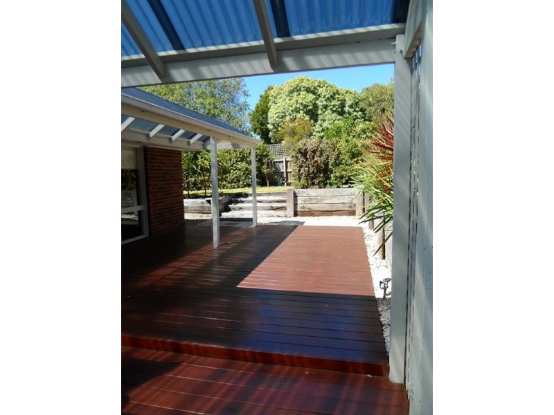 16 Bentons Road, Mornington VIC 3931