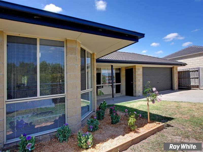 7 Beethoven Court, Mount Martha VIC 3934