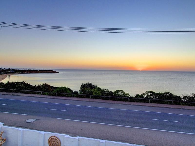 1/747 Esplanade, Mornington VIC 3931