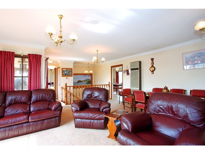 22 Carnoustie Grove, Mornington VIC 3931