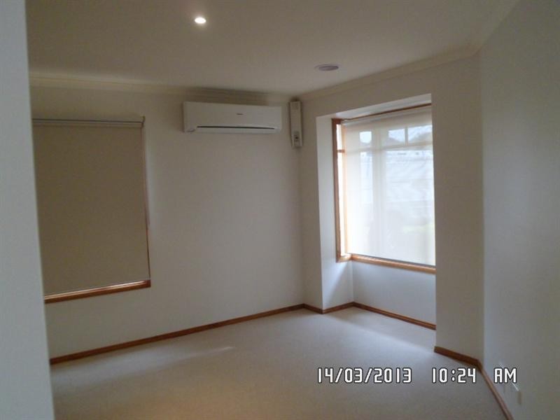 15 Charles Farrer Court, Mornington VIC 3931