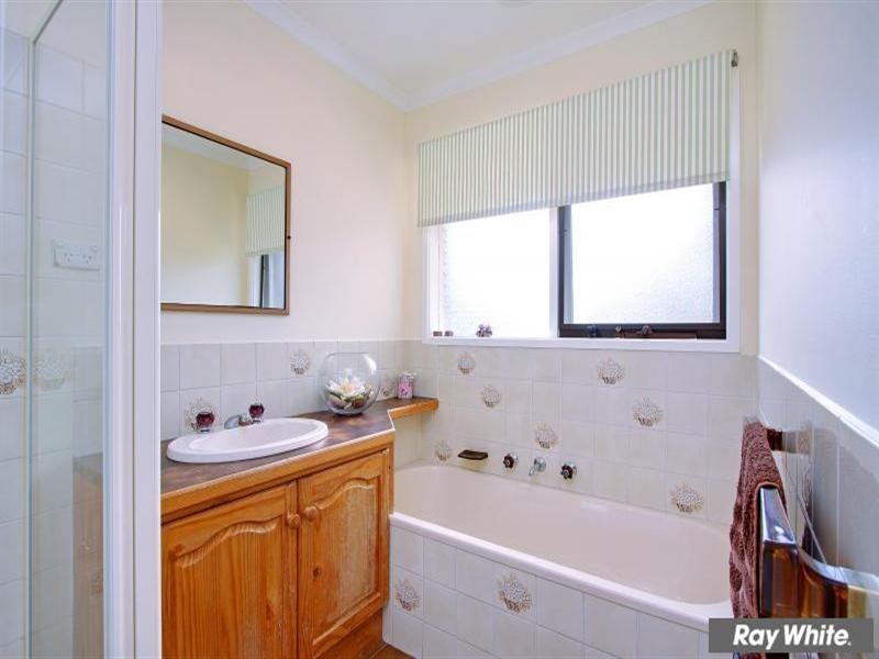 9 Kooyonga Grove, Mornington VIC 3931