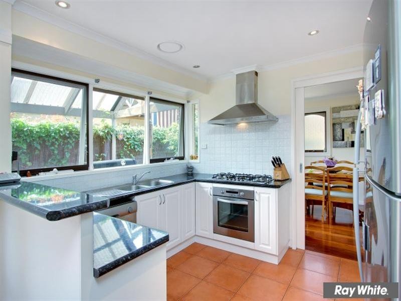 9 Kooyonga Grove, Mornington VIC 3931