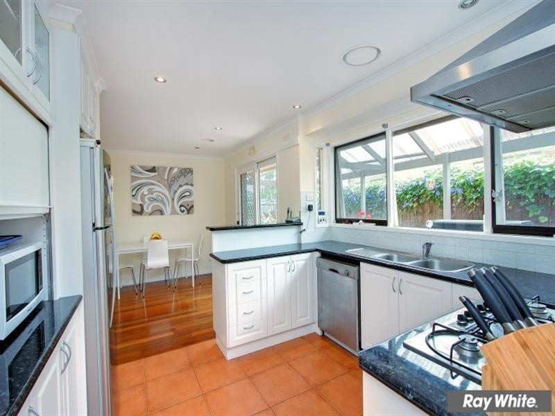 9 Kooyonga Grove, Mornington VIC 3931