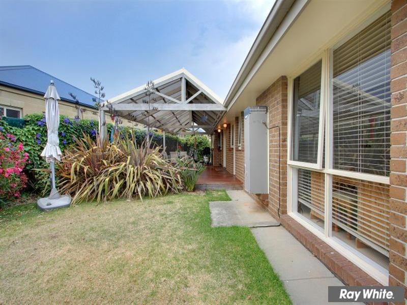 9 Kooyonga Grove, Mornington VIC 3931