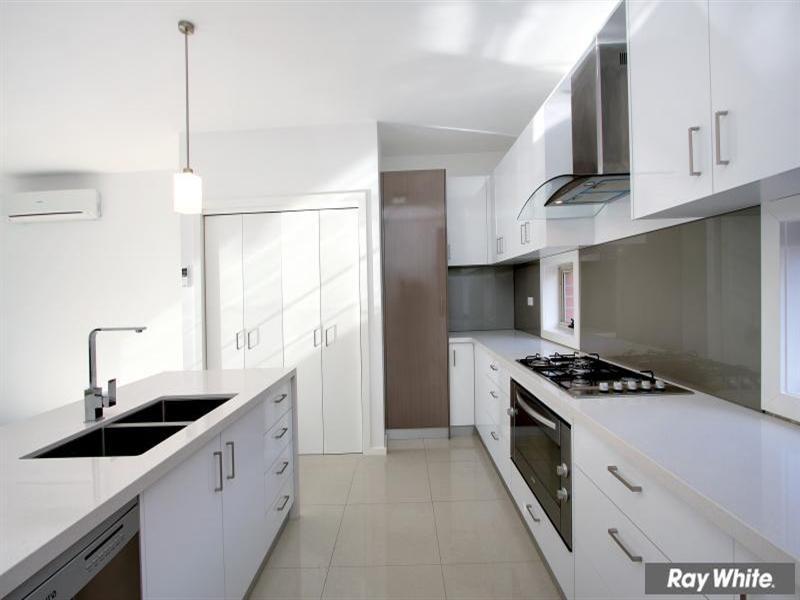 1/14 Napier Street, Mornington VIC 3931