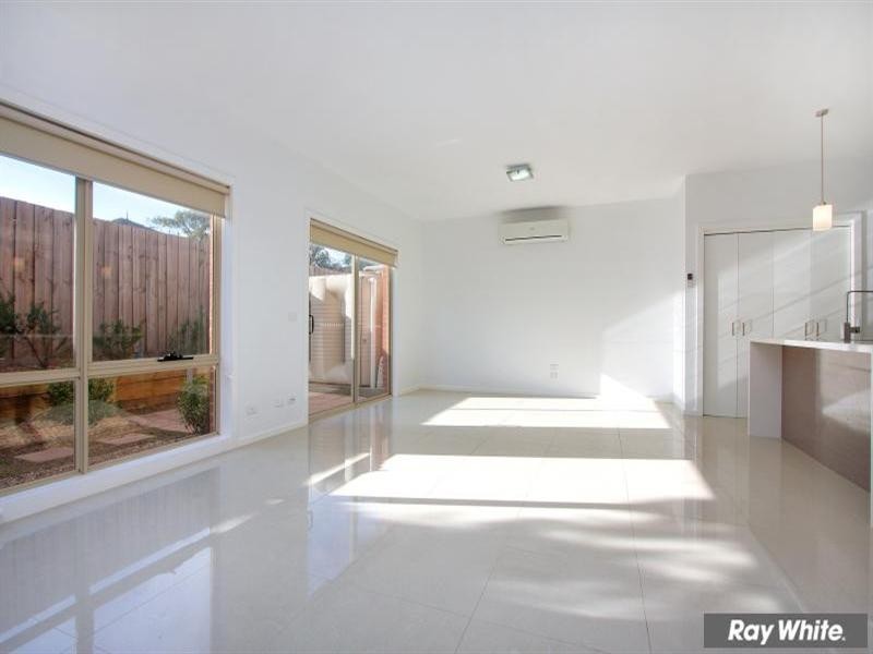 1/14 Napier Street, Mornington VIC 3931