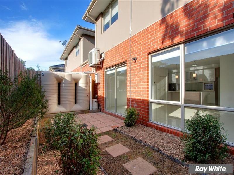 1/14 Napier Street, Mornington VIC 3931