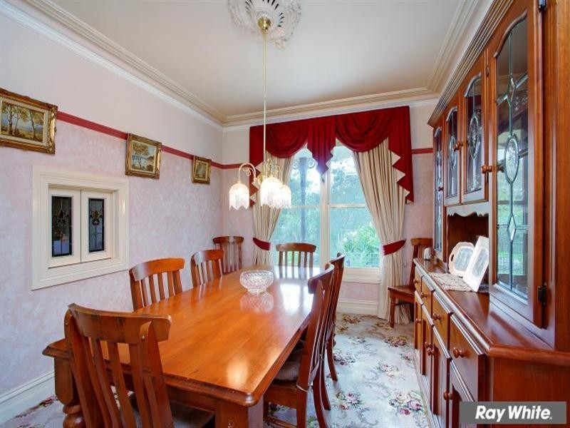 10 Highview Road, Skye VIC 3977