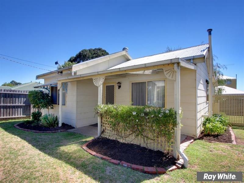 55 Alameda Avenue, Mornington VIC 3931