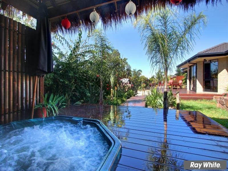 37 Weerona Way, Mornington VIC 3931