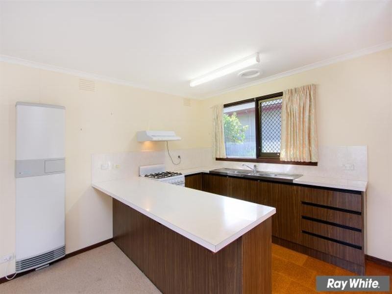 2/14 Seaview Avenue, Mornington VIC 3931