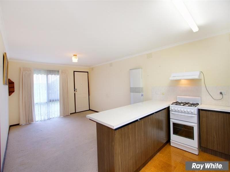 2/14 Seaview Avenue, Mornington VIC 3931