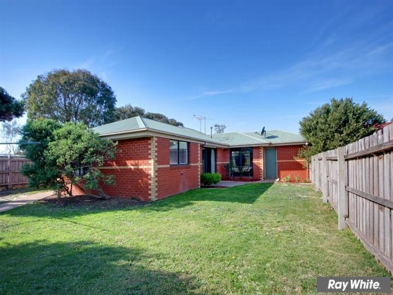 9 Greendale Place, Mornington VIC 3931