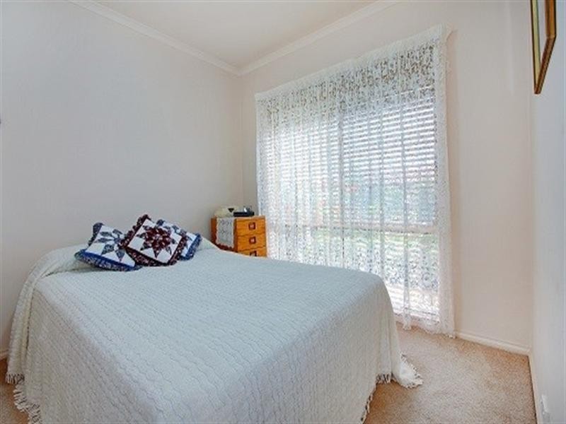 12 Waltham Drive, Mornington VIC 3931