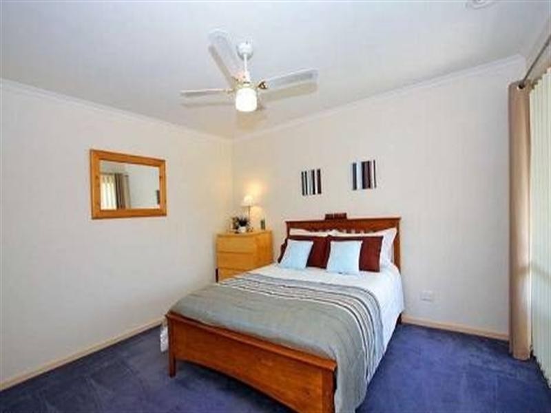 7 Henrietta Place, Mount Martha VIC 3934