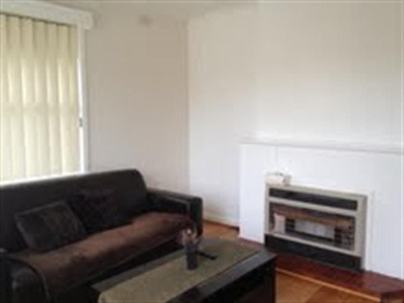 2 Fleet Steet, Mornington VIC 3931