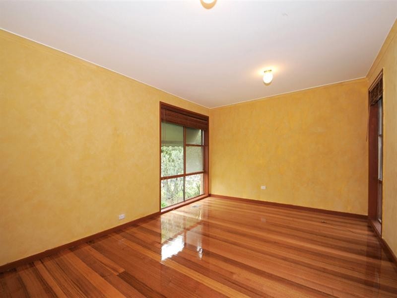 8 Orlanda Court, Mornington VIC 3931