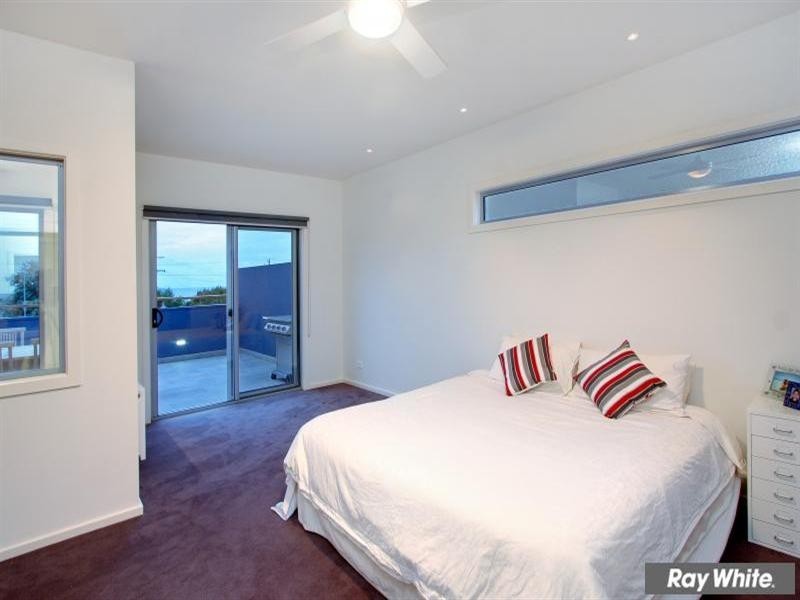 7 Sailing Lane, Mornington VIC 3931