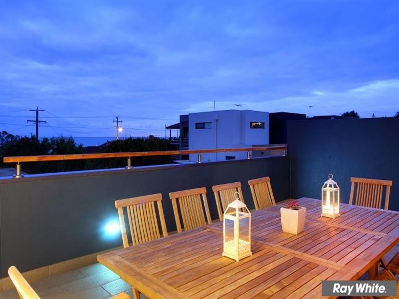 7 Sailing Lane, Mornington VIC 3931