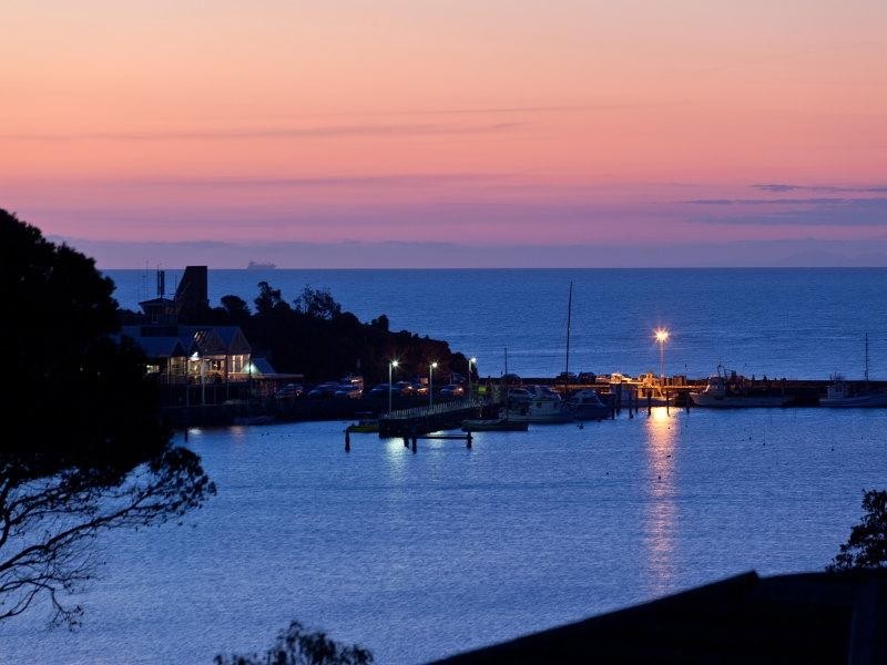 2B Tanti Avenue, Mornington VIC 3931