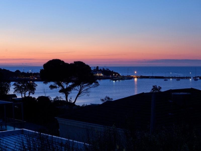 2B Tanti Avenue, Mornington VIC 3931