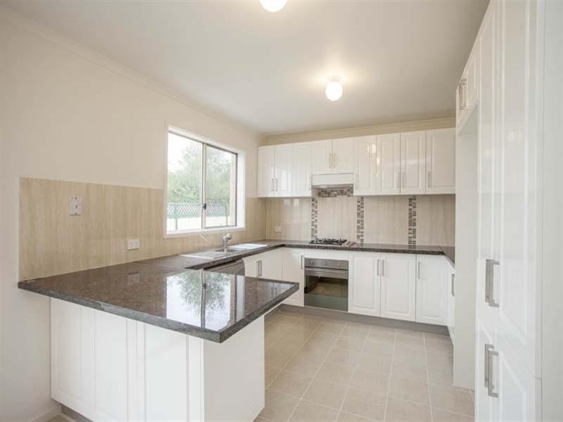 2A Mondana Way, Mount Martha VIC 3934