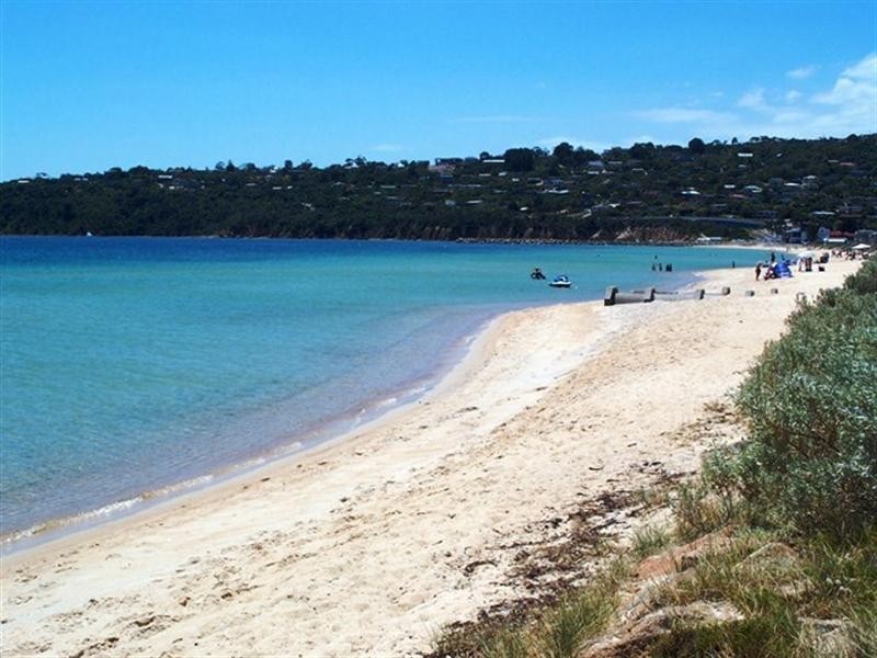 2/21 Dromana Parade, Safety Beach VIC 3936